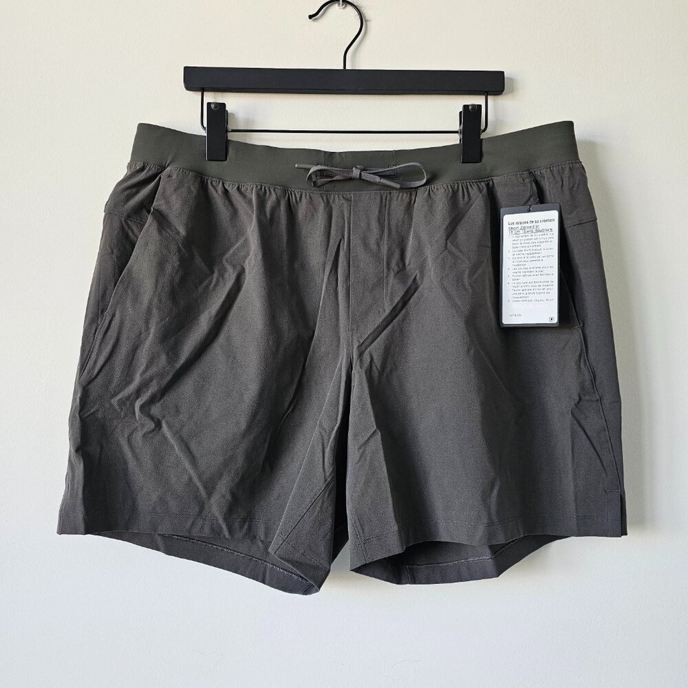 NWT LULULEMON SEBO Dark Green Zeroed In Shorts 7" Linerless Men's XXL